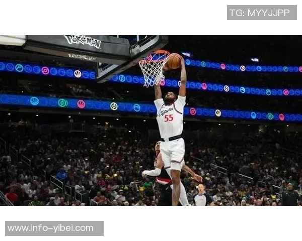 莱昂纳德末节表现低迷全场17投8中贡献20分3篮板2助攻三分球命中率50