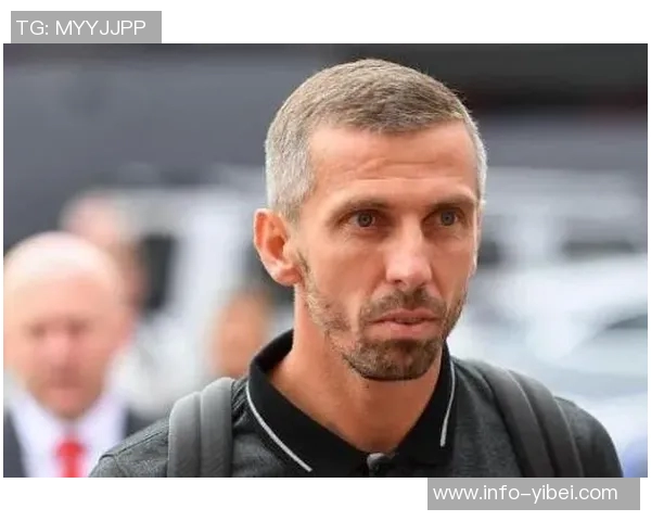 前狼队主帅加里奥尼尔正式接任斯特拉斯堡主教练职务